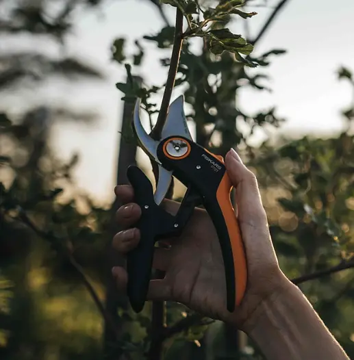 Площинний секатор Fiskars Plus P721 (1057170) - фото 4