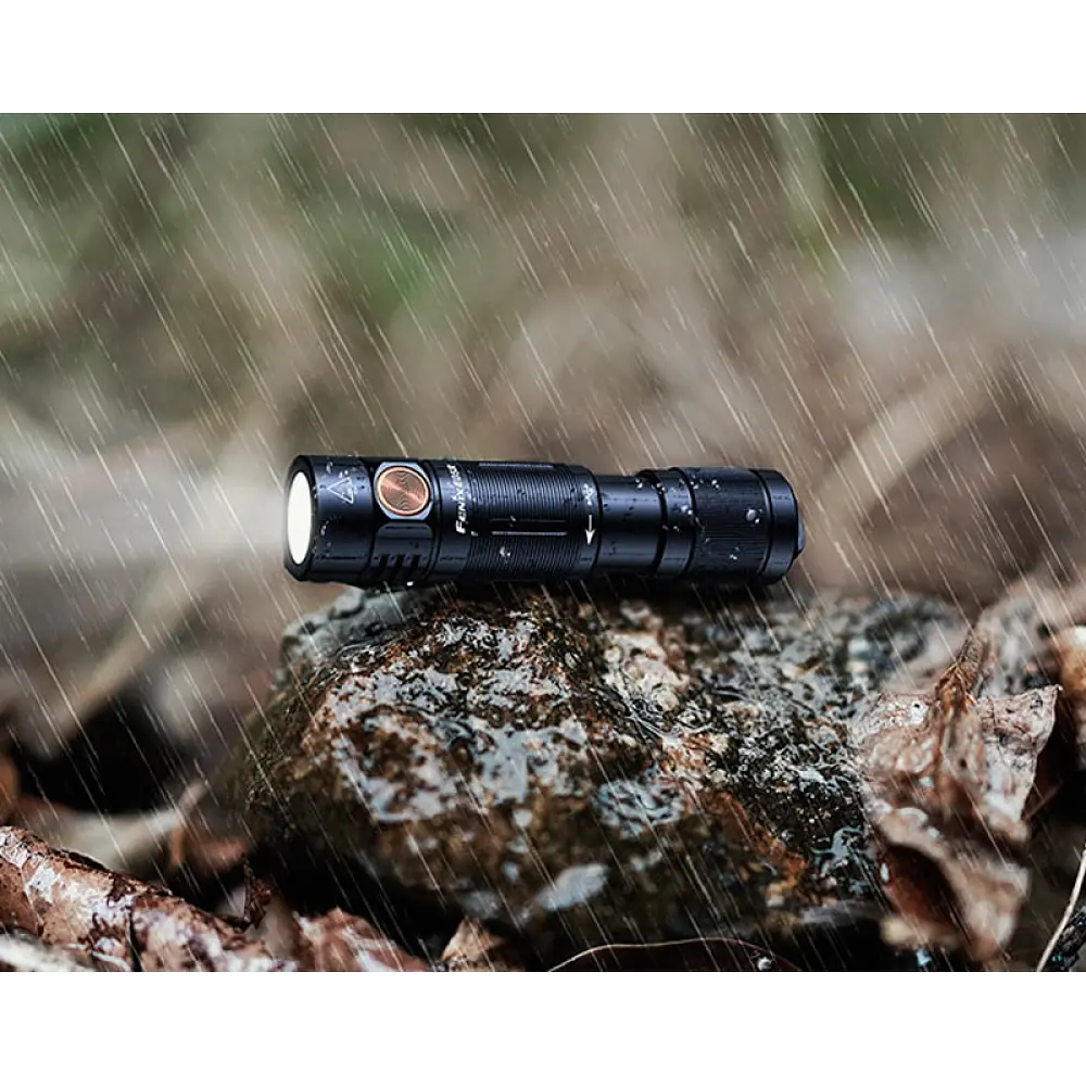 Ліхтар Fenix E05R Black - фото 5