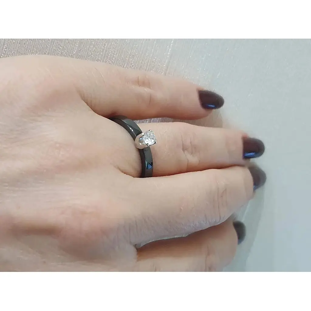 Срібне кільце Aurora з керамікою і фіанітами. С1147Ч 18,5 - фото 2