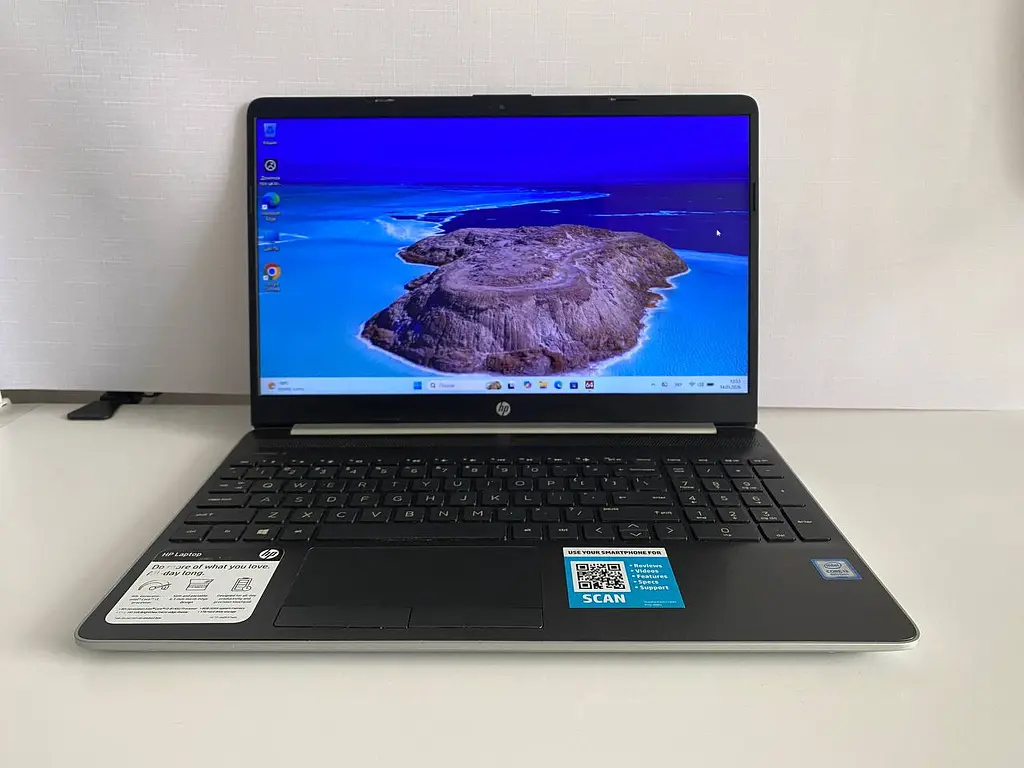 Ноутбук HP Laptop 15 dw-0037wm 15.6" (i3-8145U / 8GB / SSD+HDD) Refurbished - фото 2