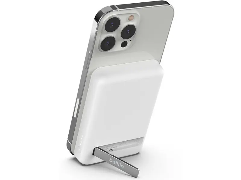 Зовнішній акумулятор (павербанк) Belkin 5000mAh 15W MagSafe Qi2 White (BPD004BTWT) - фото 5