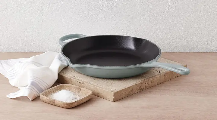 Сковорода універсальна Le Creuset Round Skillet 23 см морська сіль 20182237170422 - фото 6