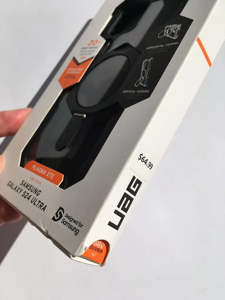 Оригінальний протиударний чохол для Samsung Galaxy S24 Ultra UAG Plasma XTE Black 2144471F4034 (S928) з підставкою - фото 3