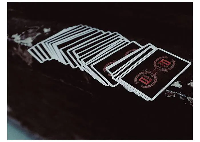 Карты игральные United States Playing Card Company Ellusionist Street Magic deck: Private Reserve (ВР_КИЕСМДПР) - фото 3