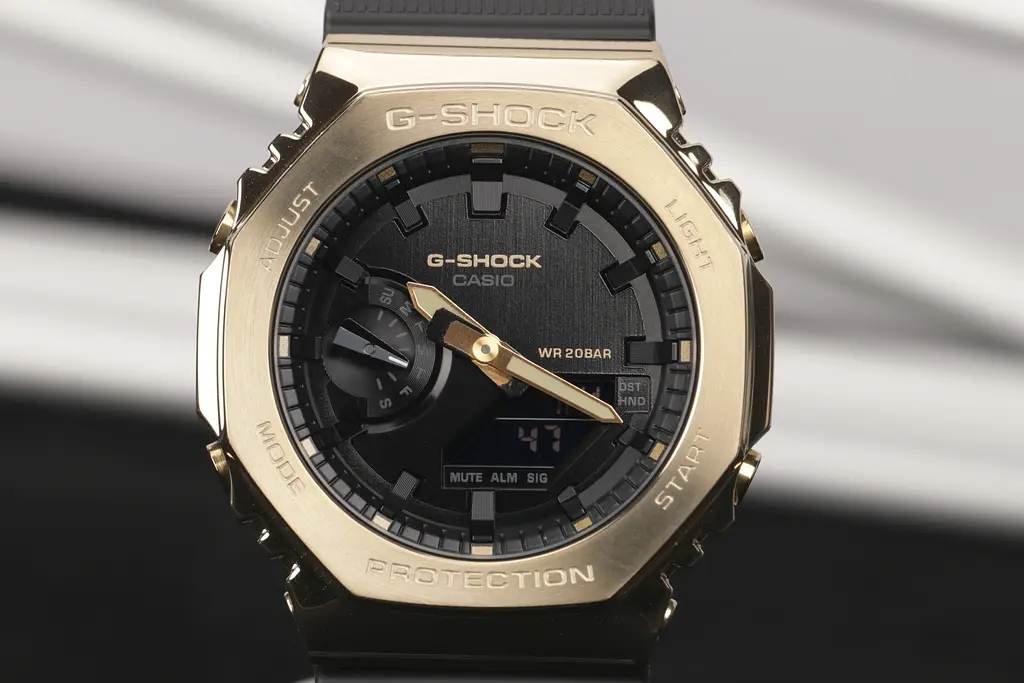 Годинник Casio G-Shock GM-2100G-1A9ER - фото 3