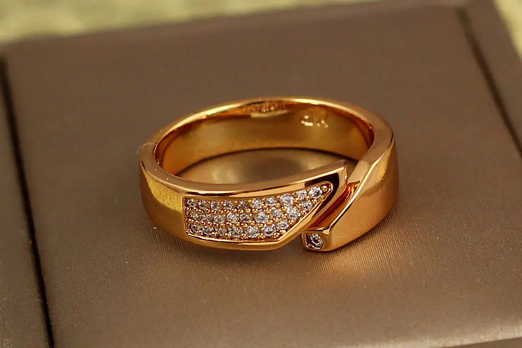 Кільце Xuping Jewelry Сіам р 16+ золотисте - фото 2