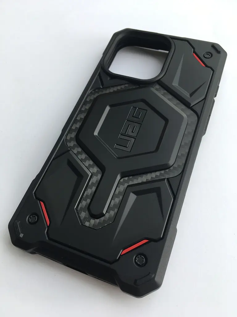 Оригінальний протиударний чохол UAG Monarch для iPhone 16 Pro Max (6.9") Carbon Fiber Red 1144911F4242 - фото 5