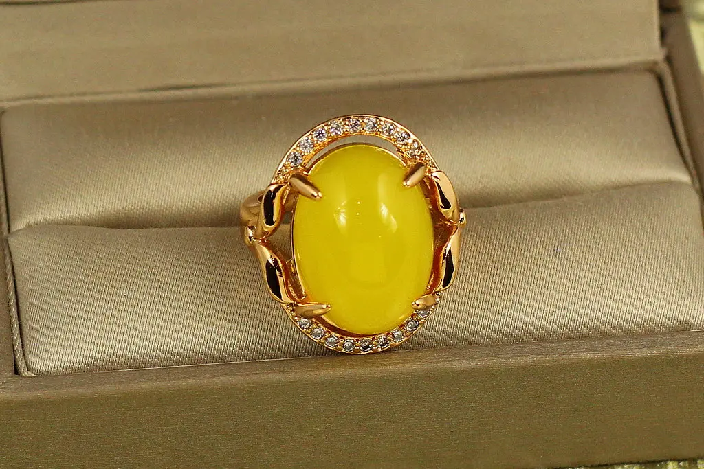 Кільце Xuping Jewelry Медовий атлас р 16 золотисте