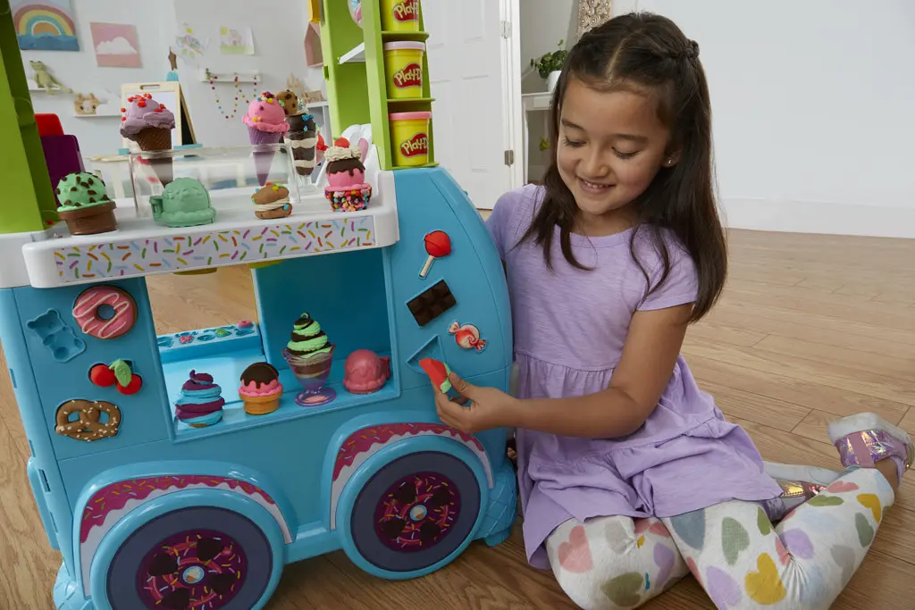 Ігровий набір для ліплення Hasbro Play-Doh Фургон із морозивом (F1039) - фото 11