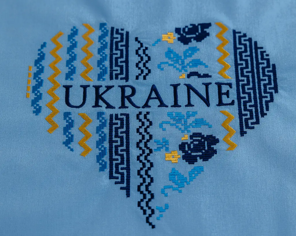 Шопер з вишивкою Серце України Блакитний, екосумка лляна, сумка з вишивкою - фото 4