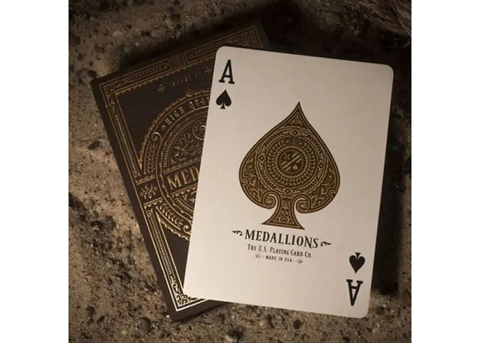 Карты игральные United States Playing Card Company Theory11 Medallions (00711) - фото 3
