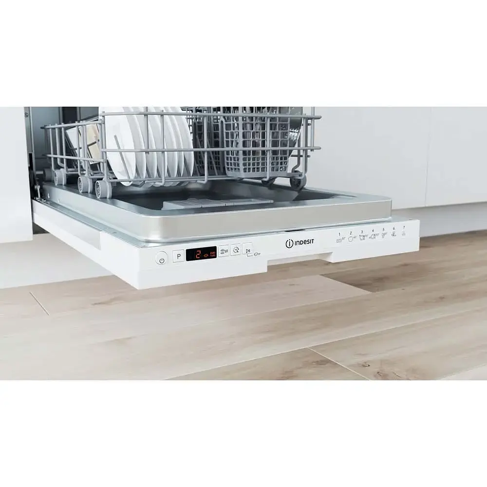 Встраиваемая посудомоечная машина Indesit DSIC 3M19 - фото 3