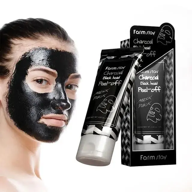 Очищаюча маска-плівка з вугіллям Charcoal Black Head Peel-Off Mask Pack FarmStay 100 г - фото 3
