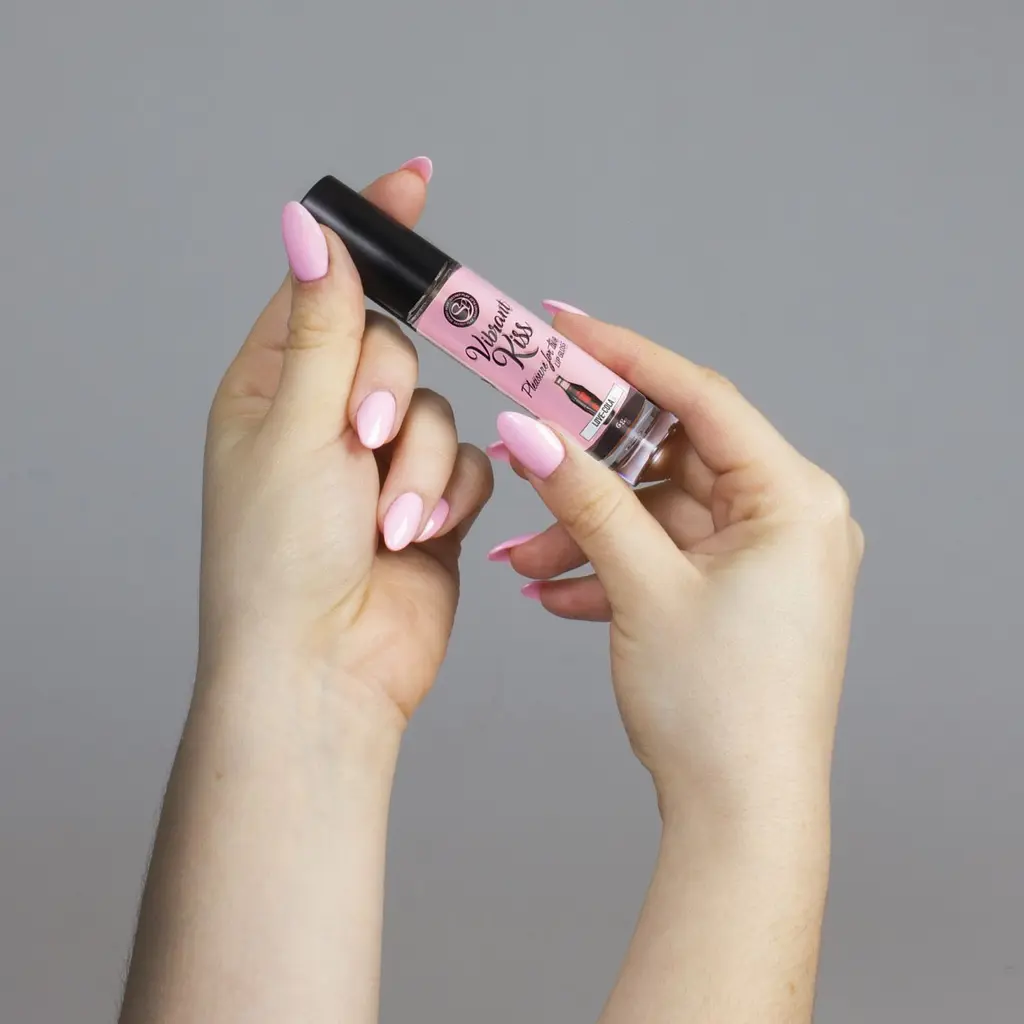 Блеск для губ LIP GLOSS VIBRANT KISS COLA Secret play 37-3657 102086 - фото 4