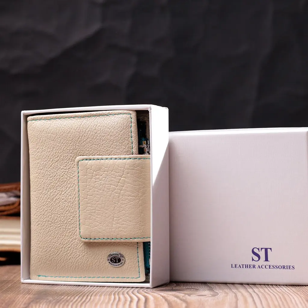 Оригінальне портмоне для жінок із натуральної шкіри ST Leather 19451 бежеве - фото 9