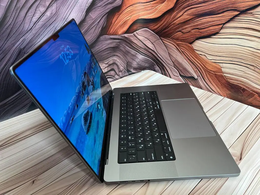 Ноутбук Apple MacBook Pro 16" 2021 M1 MAX/32/512 (C9KYXQVXY5) Б/в - фото 4