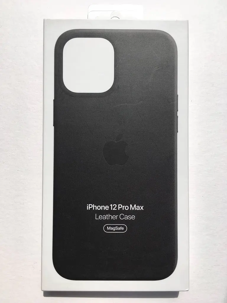 Чохол шкіряний протиударний Leather Case MagSafe MHKM3ZM/A (Original) для Apple iPhone 12 Pro Max (6.7") Black