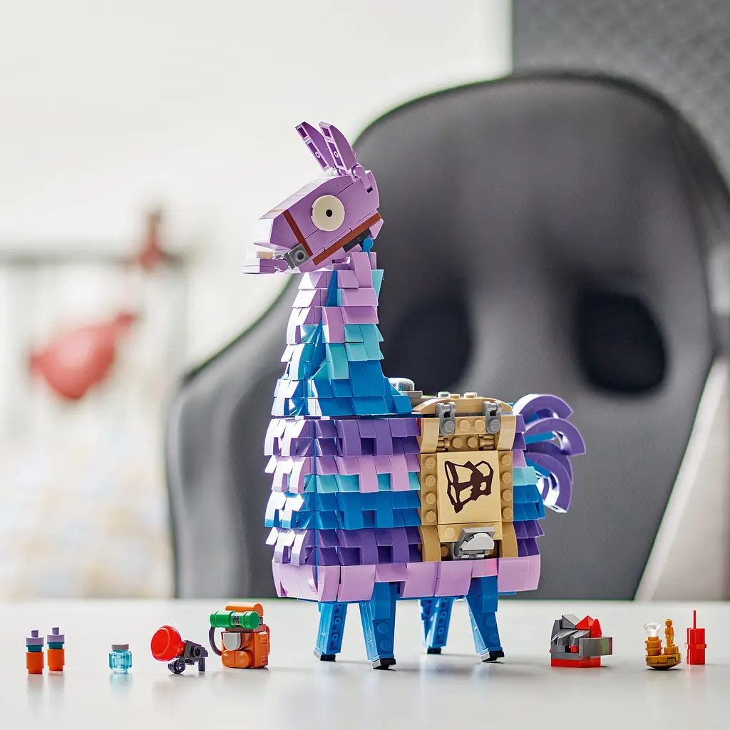 Конструктор LEGO Fortnite Supply Llama 691 деталей (77071) - фото 8