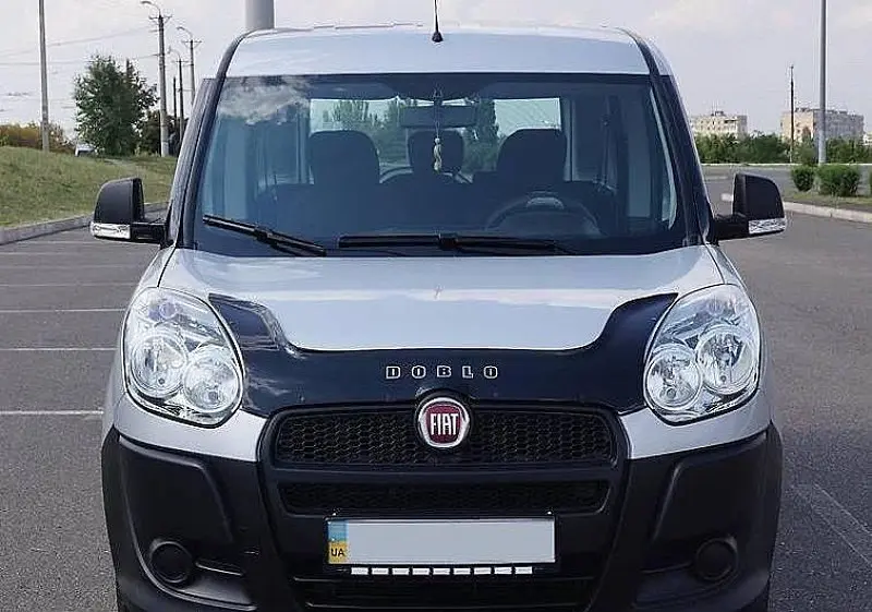 Дефлектор капоту мухобійка для Fiat Doblo 2010-2015 Євро Кріплення (Vip Tuning) FR12 - фото 2