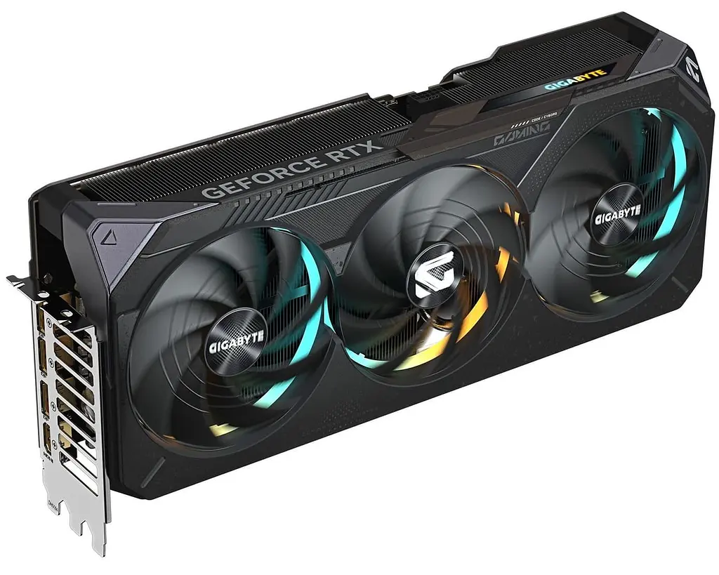 Видеокарта Gigabyte RTX 5090 32GB GAMING OC (GV-N5090GAMING OC-32GD) (GDDR7, 512 bit, PCI-E v5.0 x16) - фото 2
