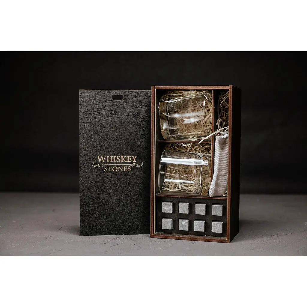 Подарунковий набір Whiskey Stones камені для віскі 8 штук + інструкція + мішечок для зберігання + щипці та 2 склянки Luna - фото 2