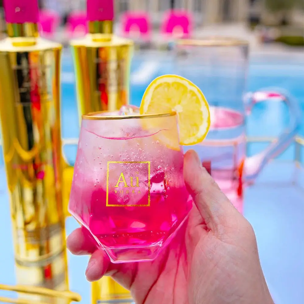 Горілка Au Vodka Pink Lemonade 35.2% 0.7 л - фото 5