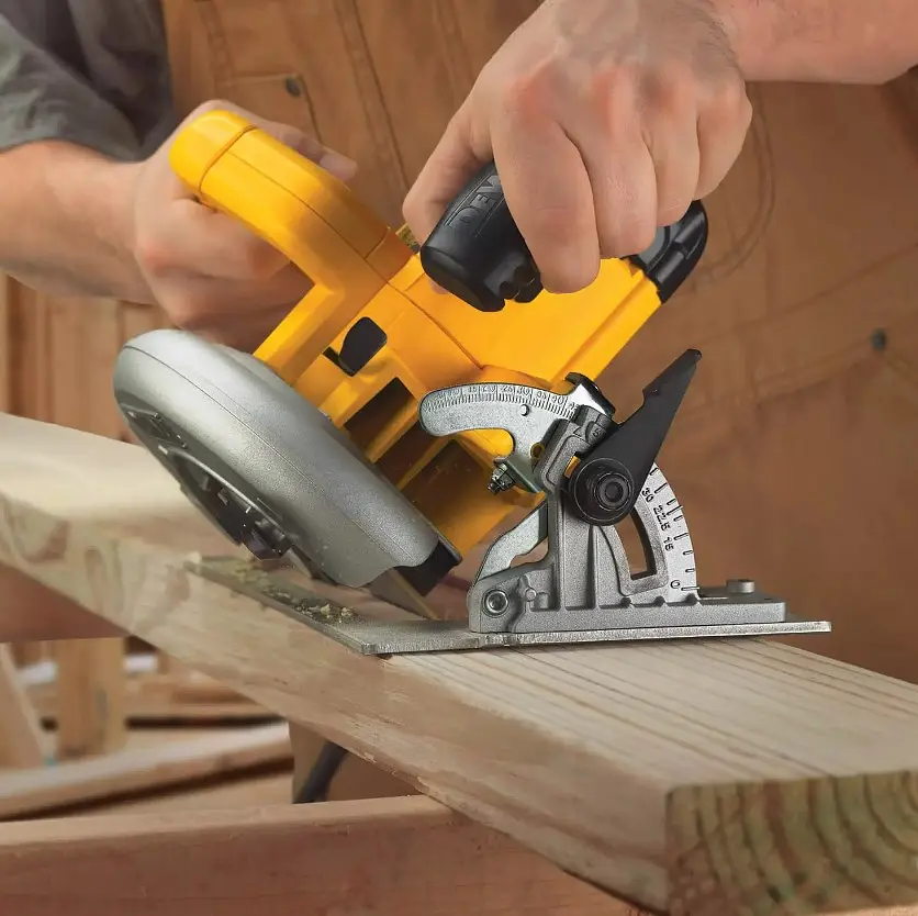 Пила дискова мережева DeWalt DWE575K - фото 3