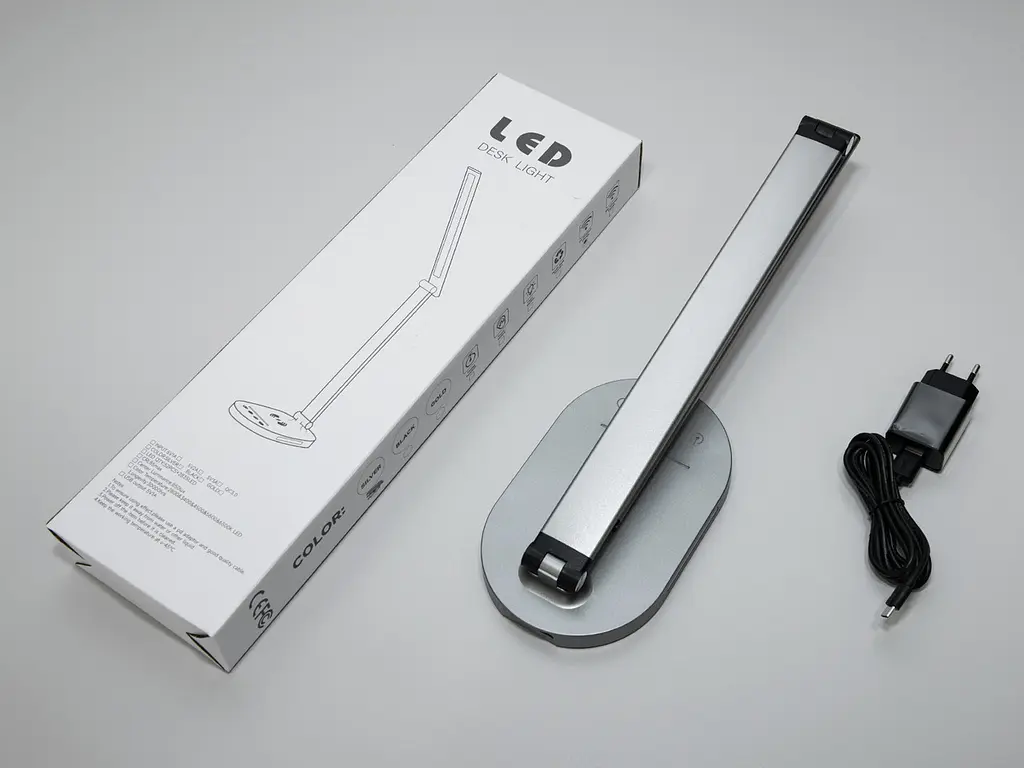 Світлодіодна настільна лампа з бездротовою зарядкою Diasha A5503GR wireless charge - фото 6