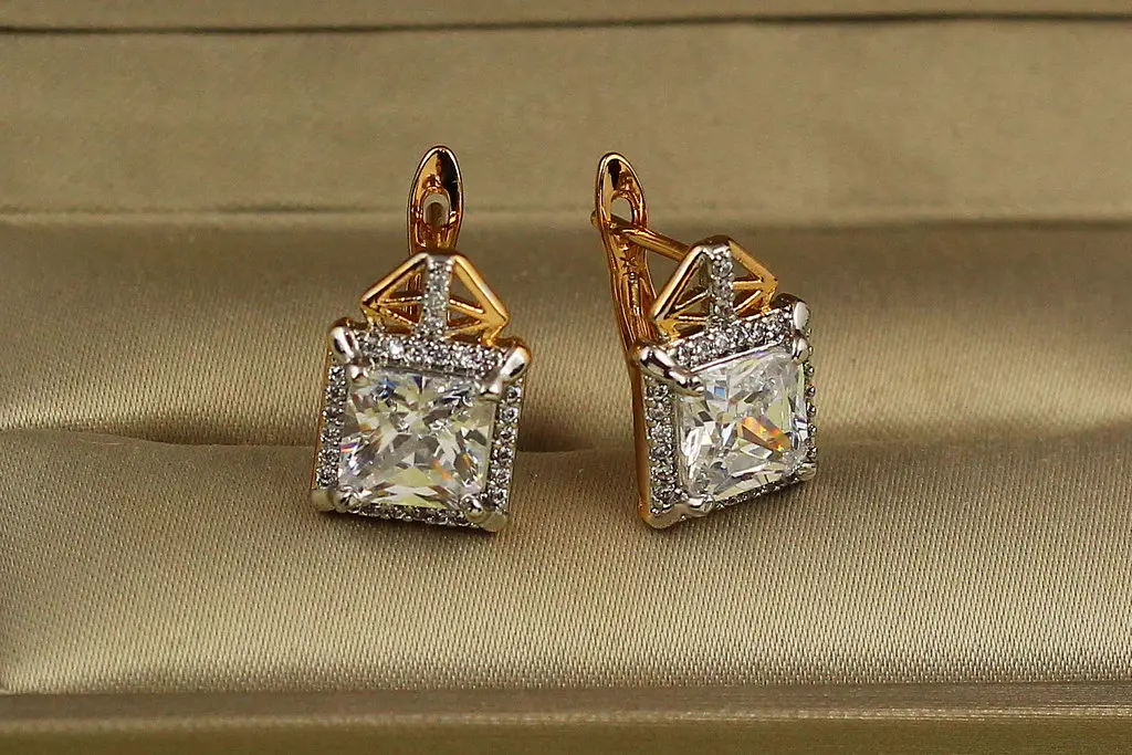 Сережки Xuping Jewelry терем з родієм 1,4 см золотисті - фото 2