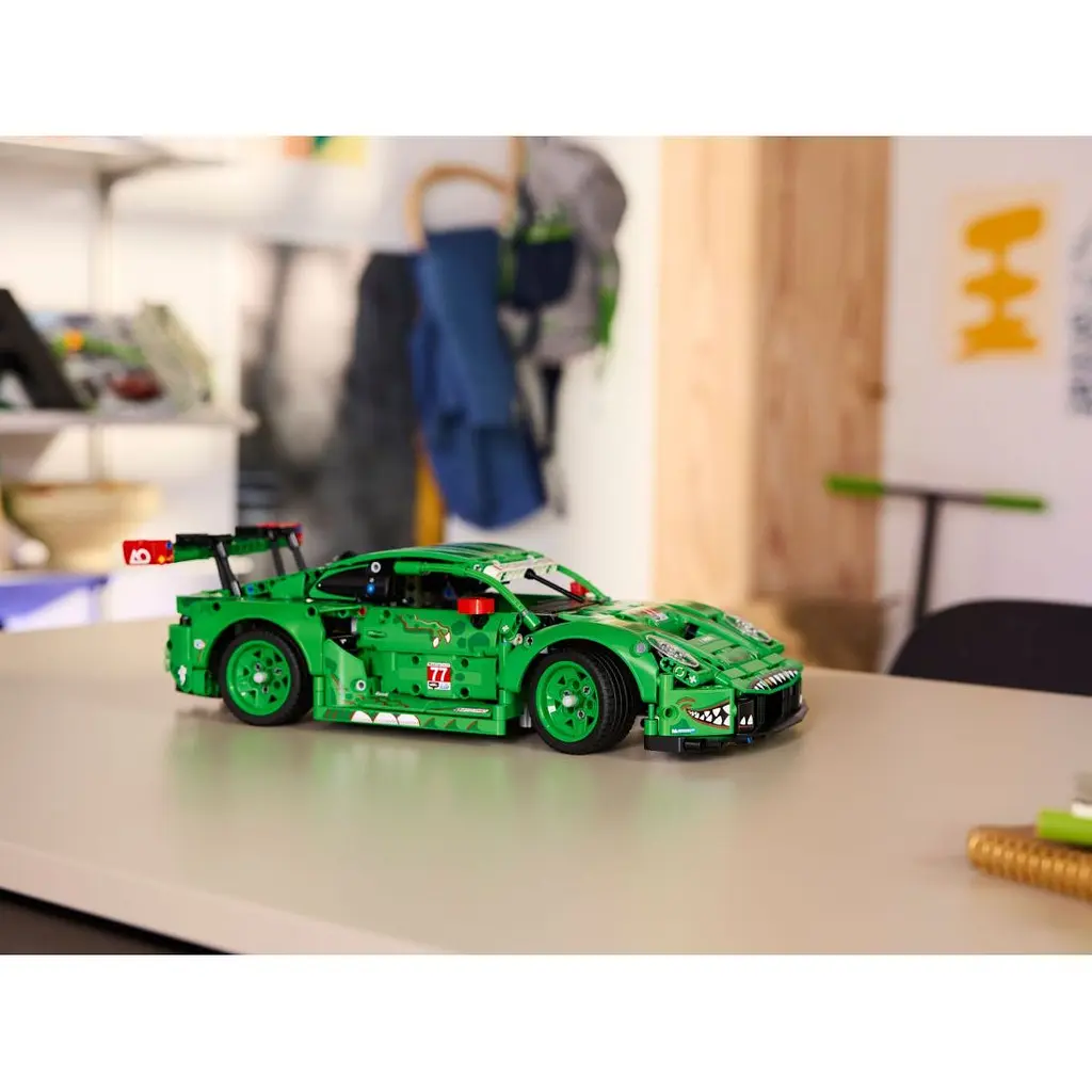 Конструктор LEGO Technic Автомобиль Porsche 911 GT3 R REXY AO Racing 1313 деталей (42224) - фото 7