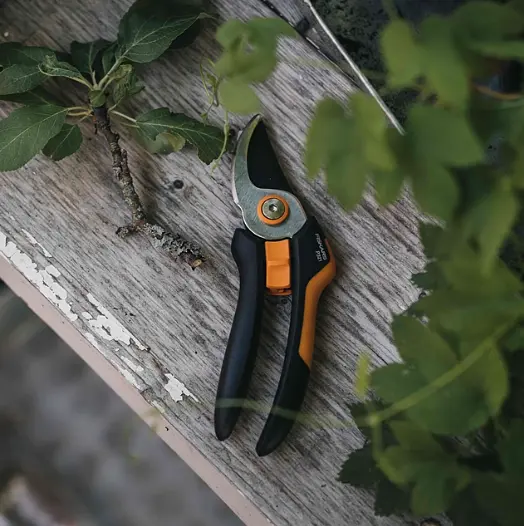 Площинний секатор Fiskars Solid P121 (1057160) - фото 4