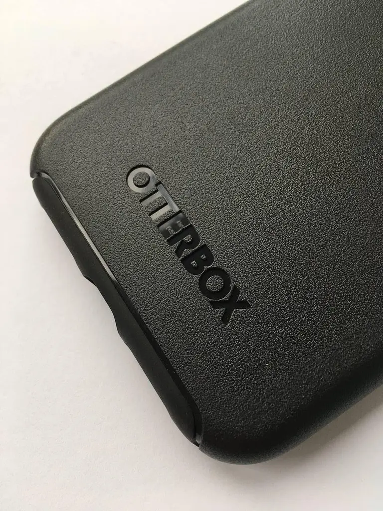 Чохол протиударний OtterBox Symmetry для iPhone XR (6.1") Black - фото 6