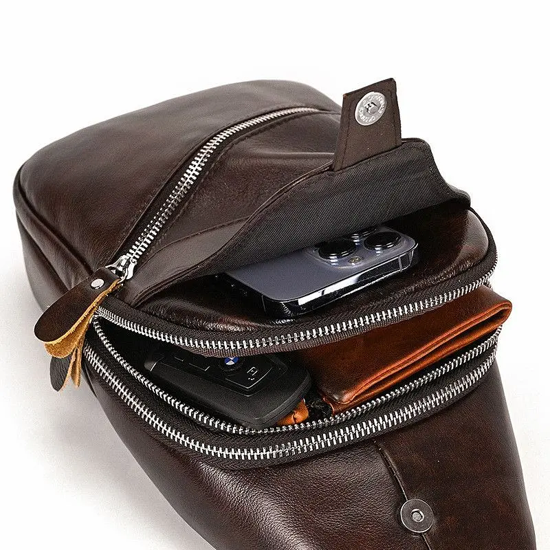 Чоловічий шкіряний рюкзак на одне плече 18х32х7 для міста TIDING BAG MK03983 коричневий 18 см - фото 6