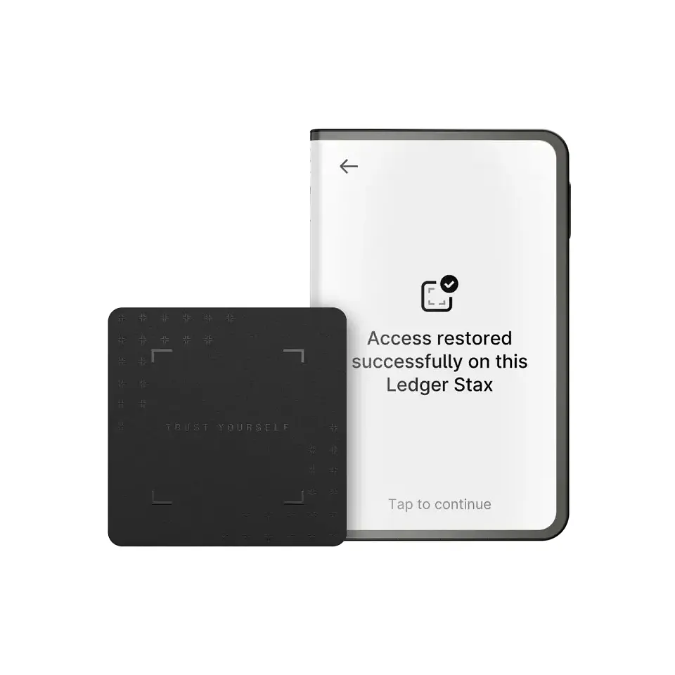 Криптогаманець Ledger Stax з чохлом Magnet Shell + Ledger Recovery Key 1 шт. - фото 4