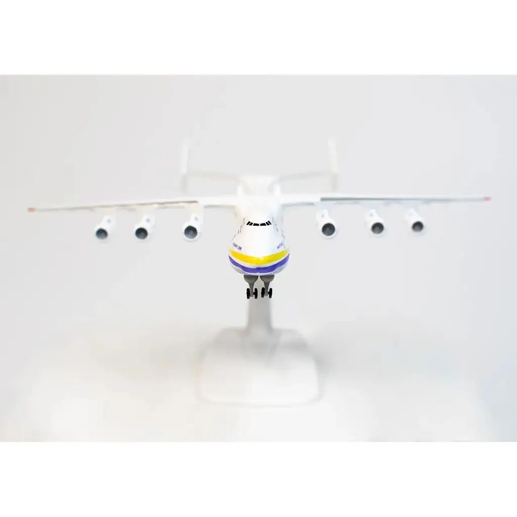 Модель літака UFT Mriya1 Ан-225 масштаб 1:400 - фото 4